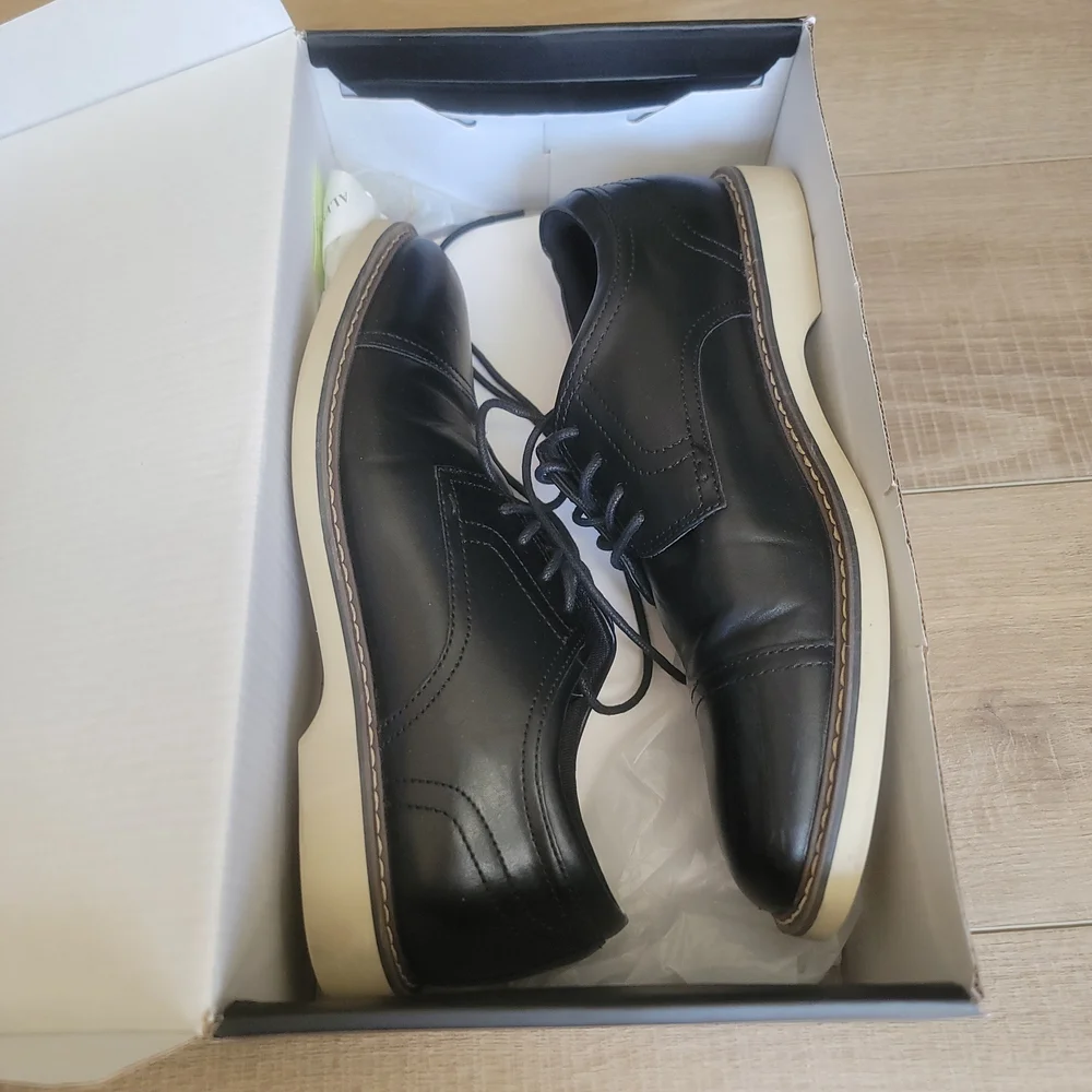 Alfani Mens Theo Black Cap Toe Memory Foam Oxfords Size 9.5M Near New